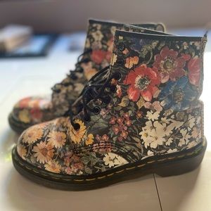 Vintage 90s floral doc dr. martens made in England rare